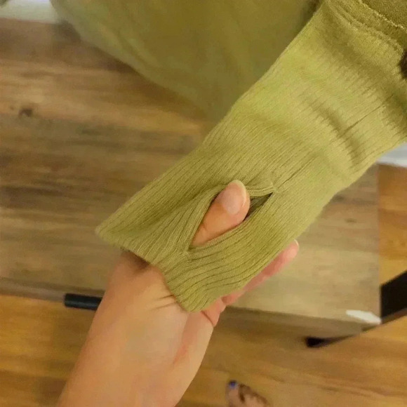 Free People Snowy Thermal Sunstone Green Yellow size S Long Sleeve Split Hem S - Picture 6 of 8